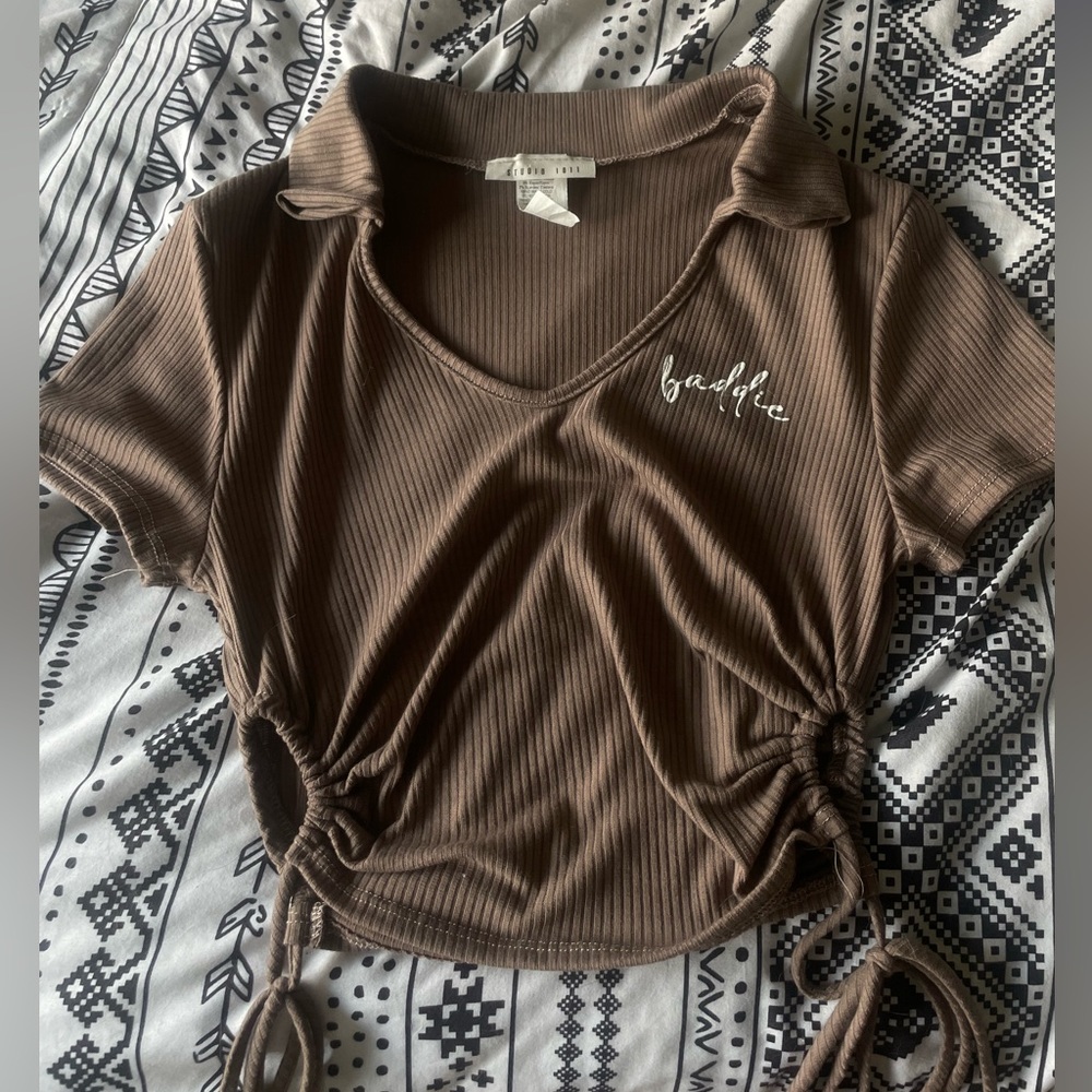 Collared crop top